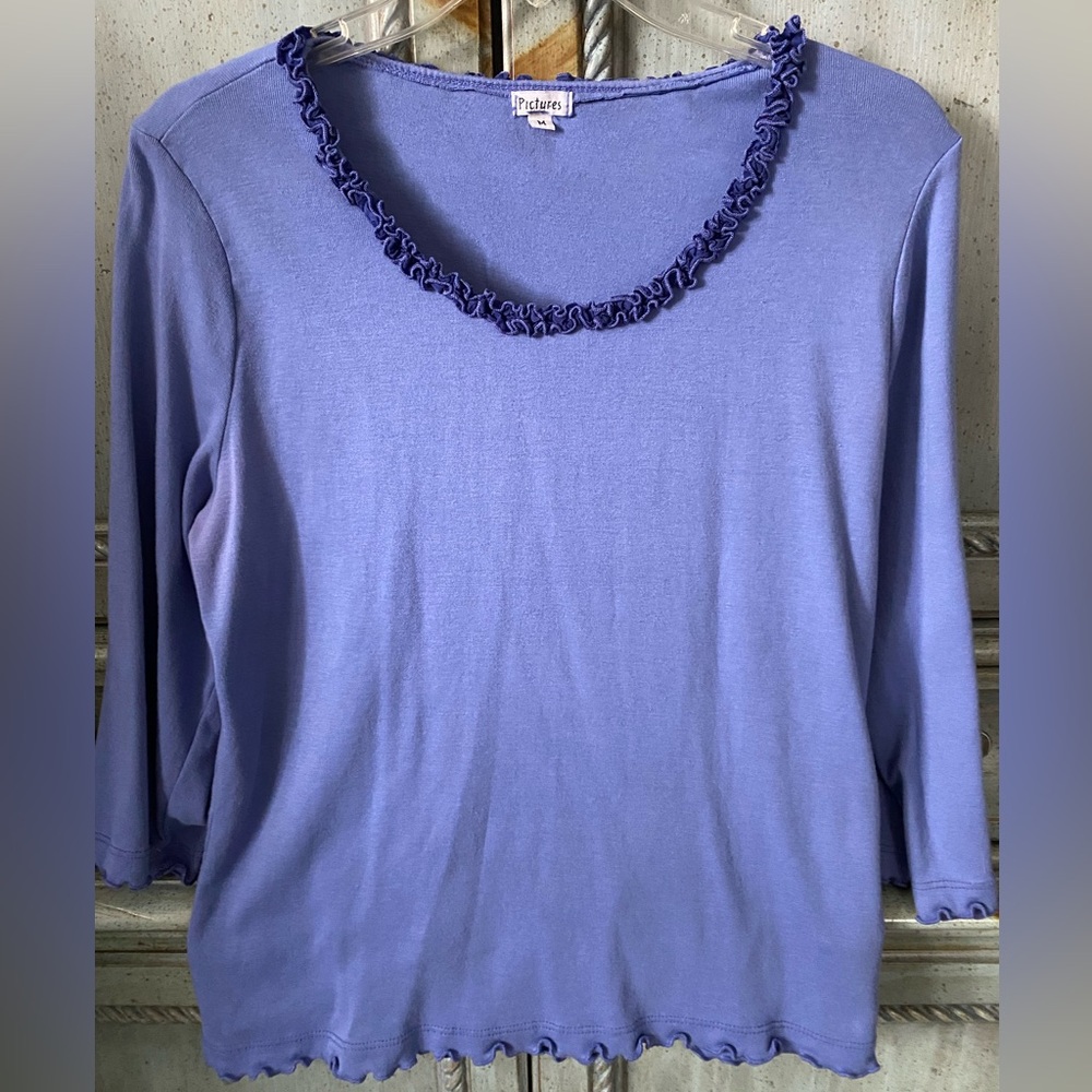 Blue/purple Ruffled 3/4 sleeve 100% cotton top with 100% rayon trim